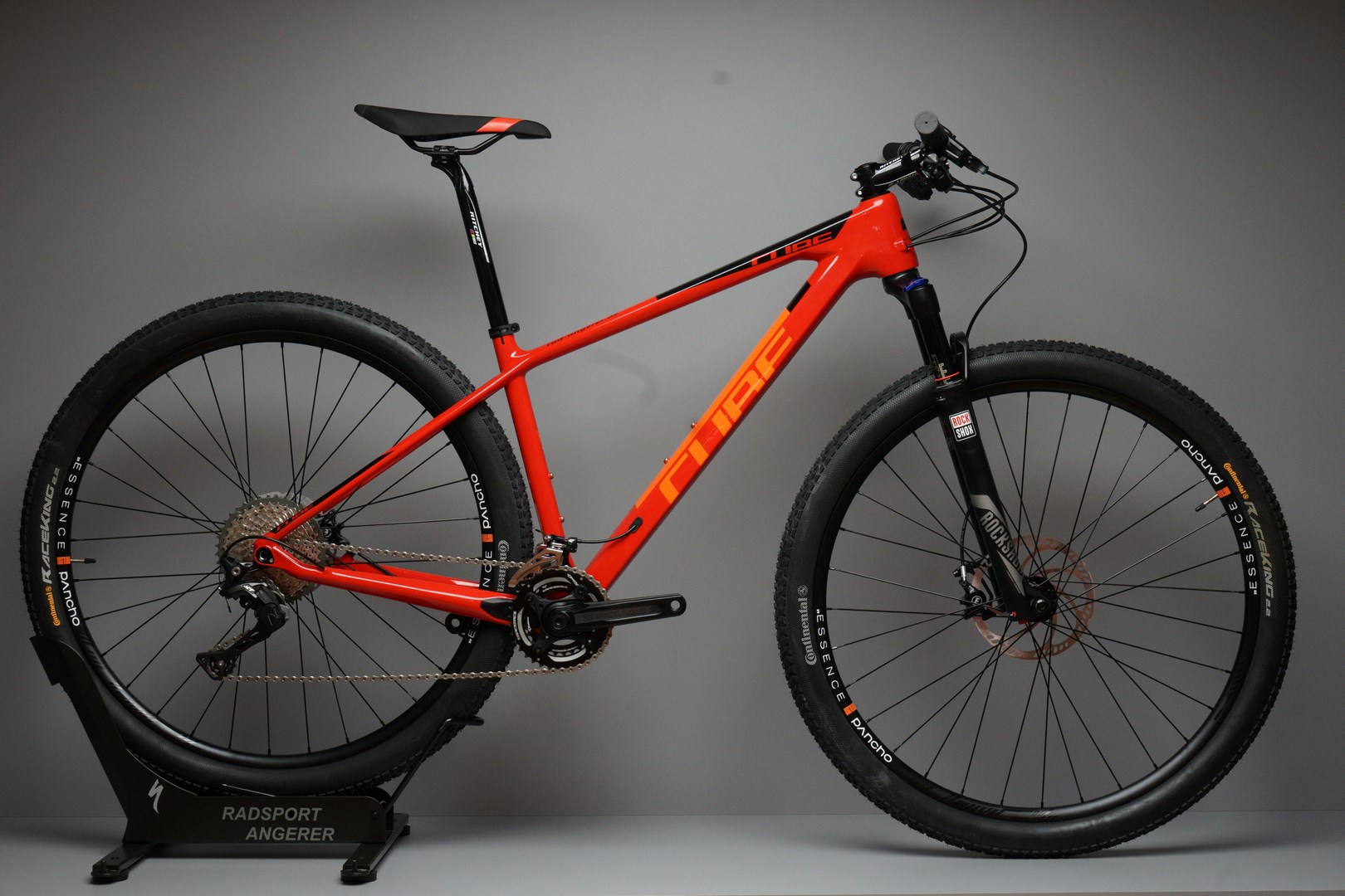 Cube Reaction GTC Carbon
