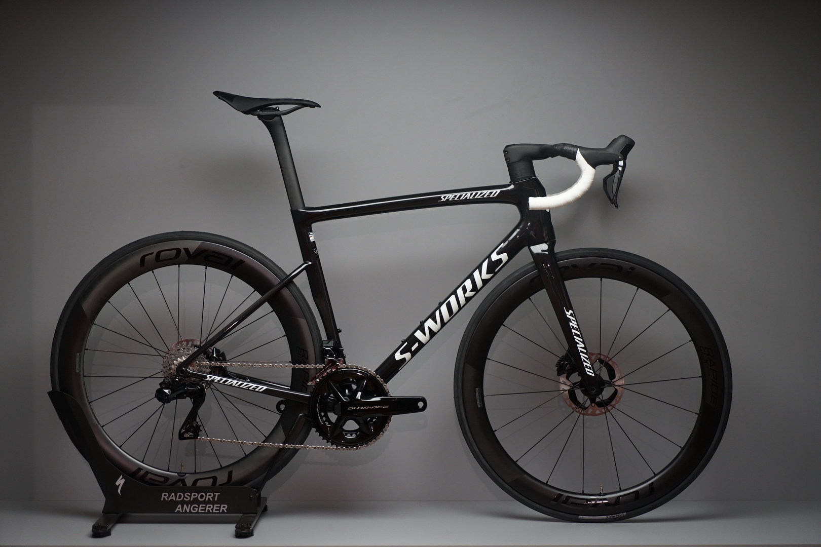 Specialized S-Works Tarmac SL8 Project Black